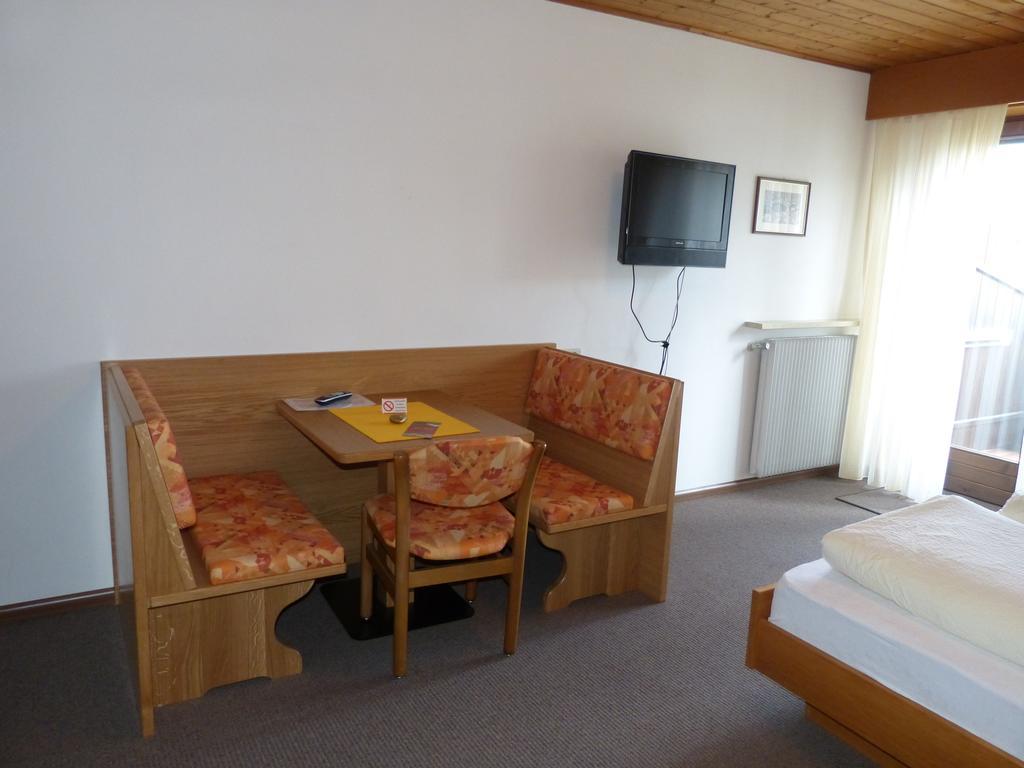 Haus Christl Bed & Breakfast Lana Dış mekan fotoğraf